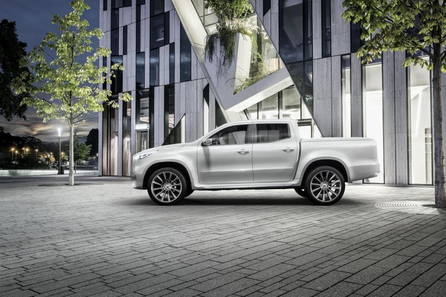  Mercedes-Benz Concept X-Class Stylish Explorer (Br.470) 2016 года  (фото 18 из 18)